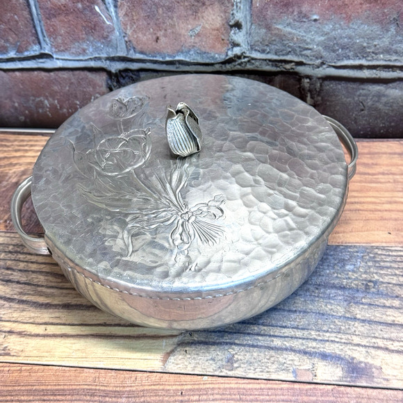 Vtg 1940s Rodney Kent Hammered Aluminum Covered Tulip Casserole Dish #461 Floral - Picture 1 of 10